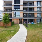 Blueground Prague 7 Furnished With Balcony Prg-1