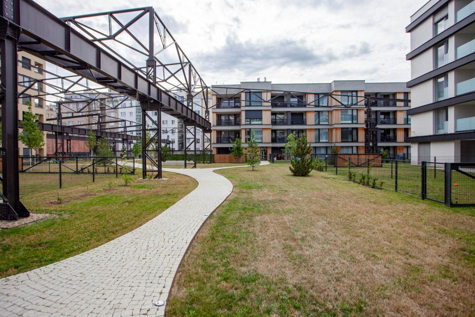 Apartment Blueground 7 Furnished With Balcony Prg-1